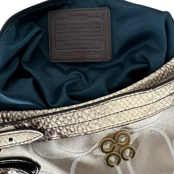 Pre-Loved Coach Colette Hobo Bag - Style 16408 - Picture 13 of 16